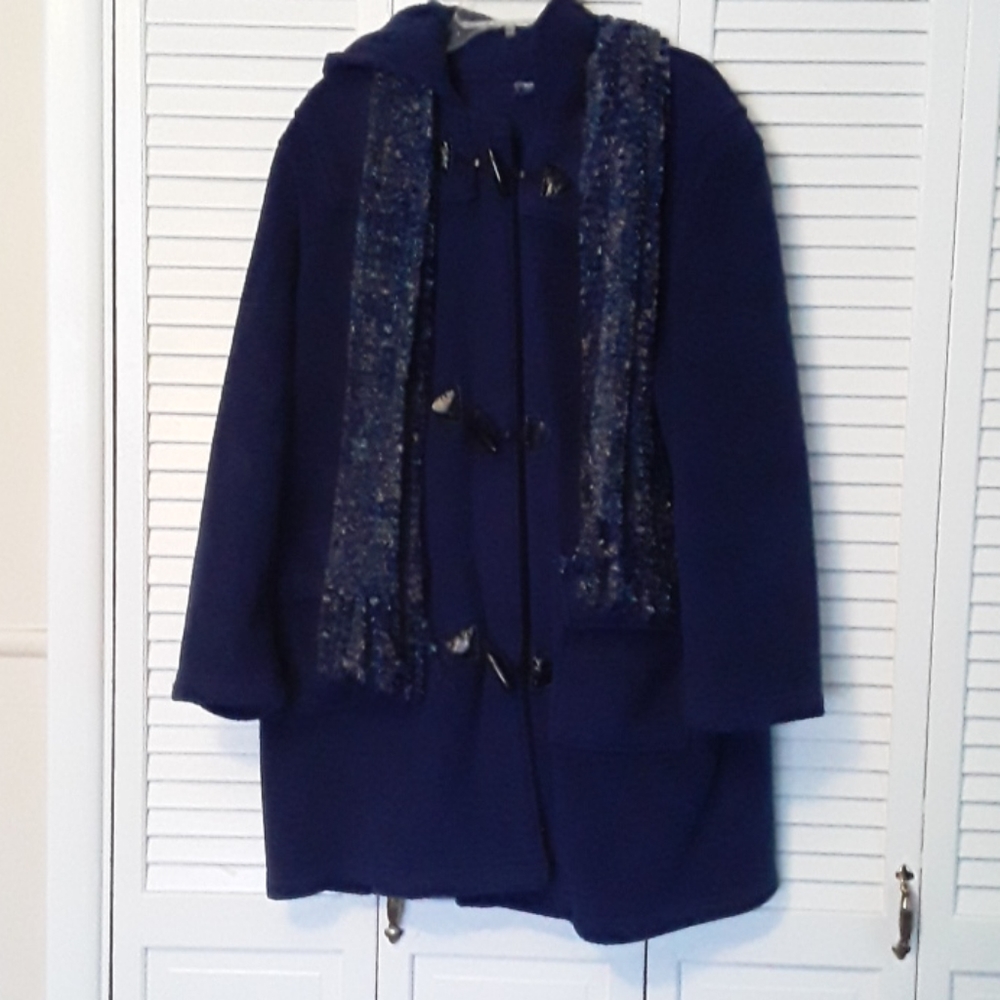 Woman's hooded coat